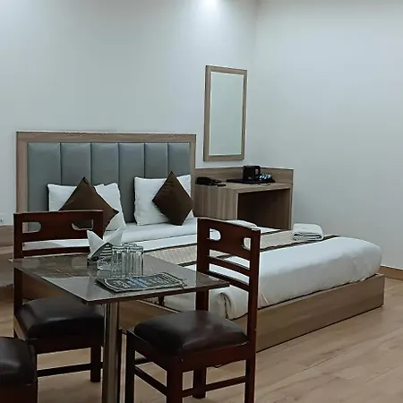 The Metropolitan Hotel Igi Airport New Delhi